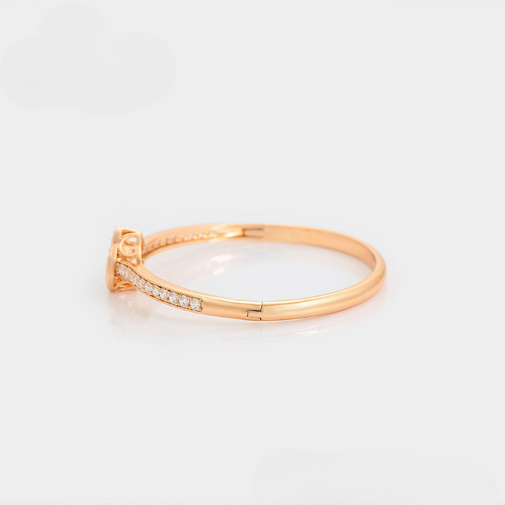 Minaki Fluttering Heart Bracelet