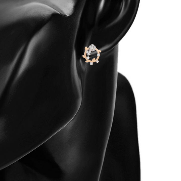 Minaki Windy Walk Stud Earrings