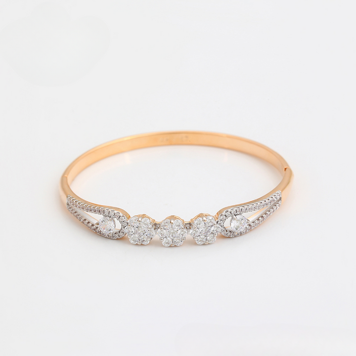 Minaki Spotlight Bracelet