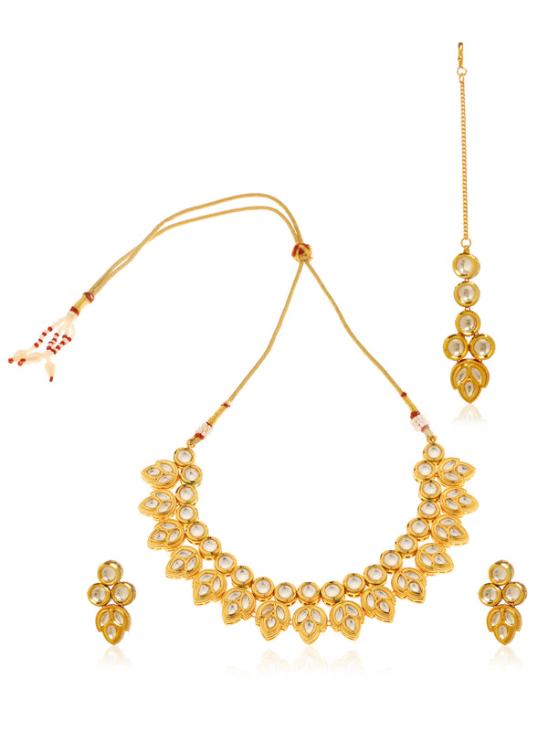 Zuelia Kundan  Choker Necklace Set