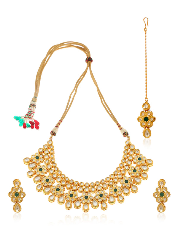 Warda Kundan Choker Necklace Set
