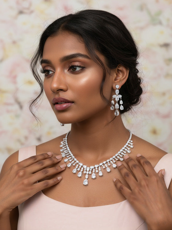 Lumina Necklace Set