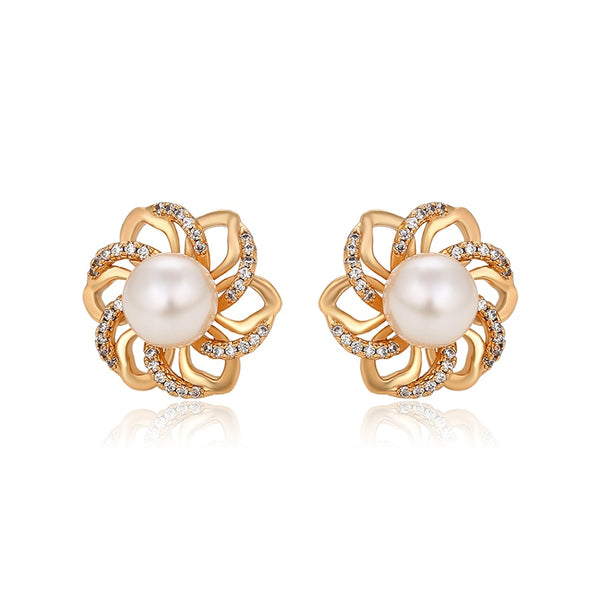 Floral Pearl Ear Studs