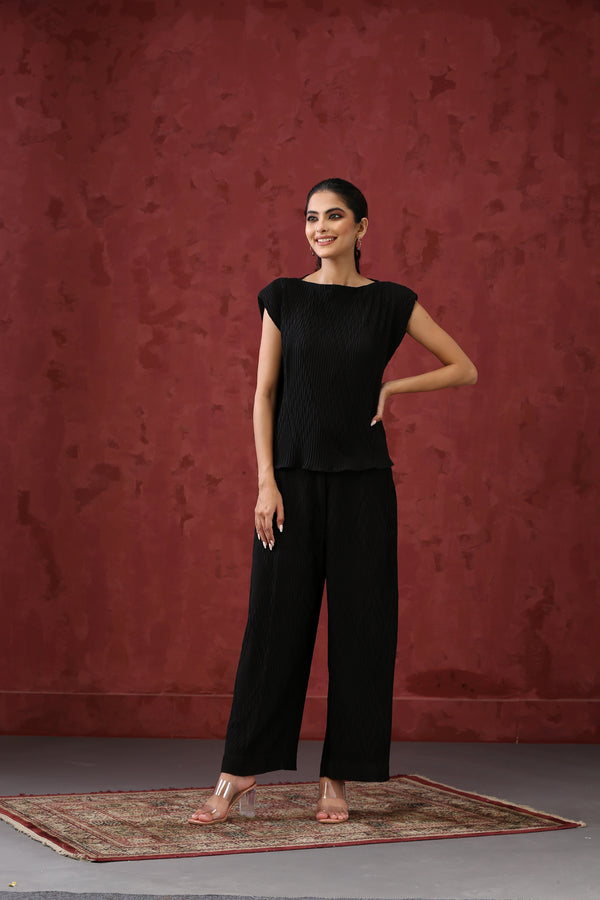 Pleated Black Cord Set