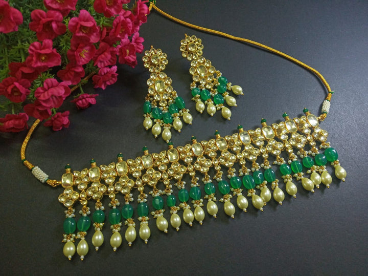 Minaki Umda Kundan Set