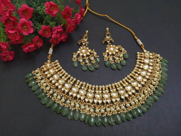 Minaki Anita Kundan Set