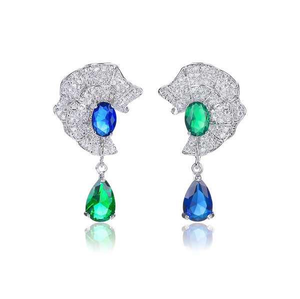 Minaki Chic Ear Danglers