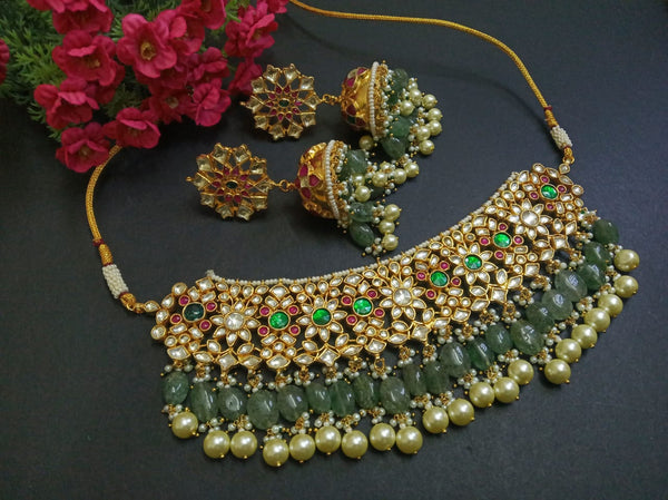 Minaki Ayra Choker Kundan Set