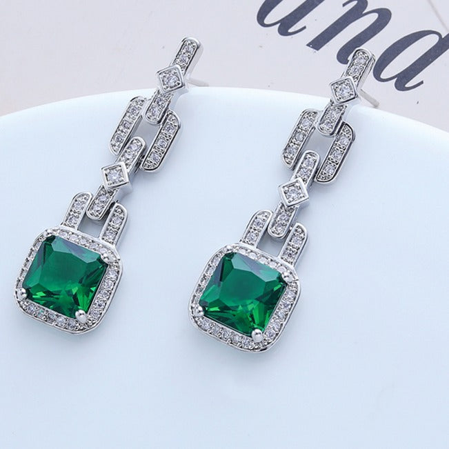 Minaki Emerald drop Earrings