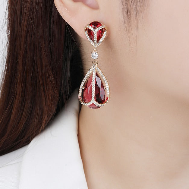 Minaki Eleanor Ear-Danglers