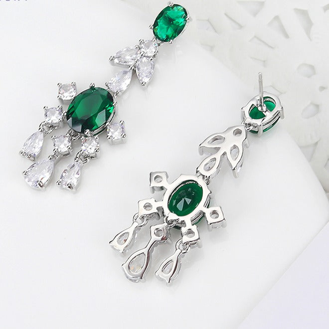 Minaki Emerald Eleganza Earrings