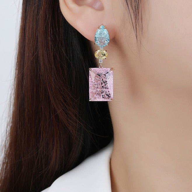 Minaki Demi Ear Danglers