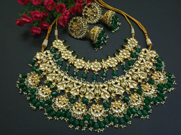 Minaki Padmini-Paachi Kundan Set