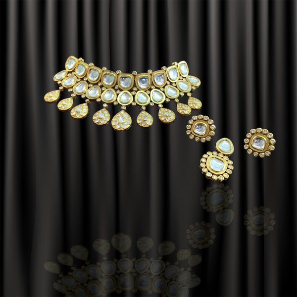 Minaki Rajwada Kundan Bridal Choker Set