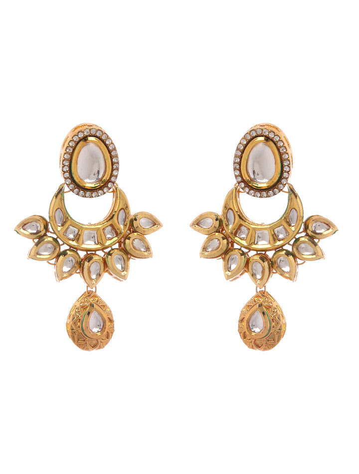 Minaki Nazneen Kundan Set