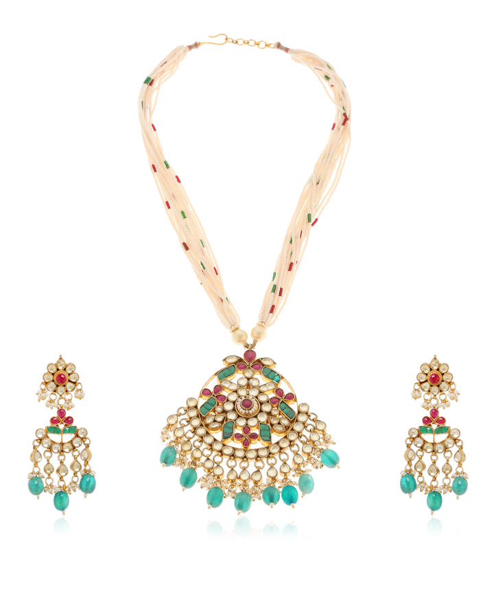Minaki Kundan Pendant Set - Utsav Collection