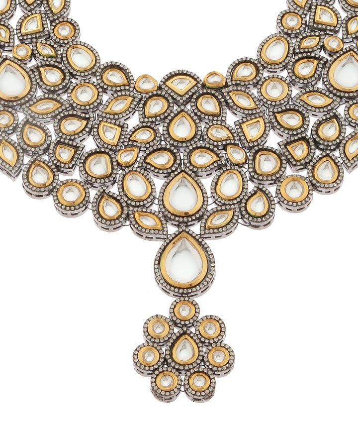Minaki Aavika Kundan Set - Utsav Collection
