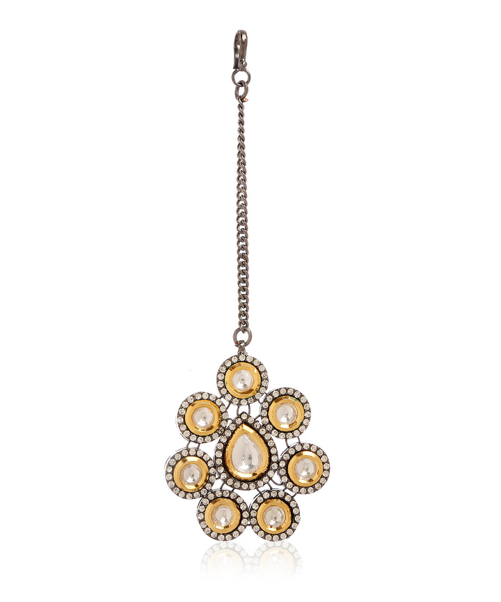 Minaki Aavika Kundan Set - Utsav Collection
