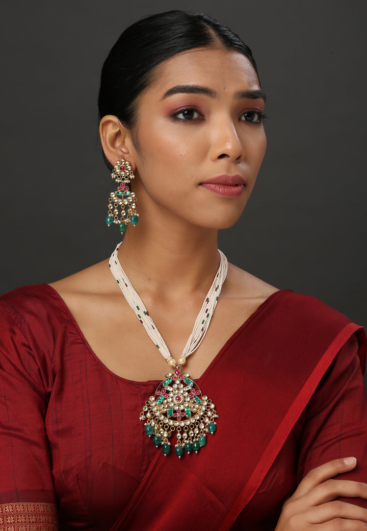 Minaki Kundan Pendant Set - Utsav Collection