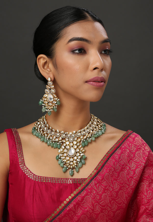 Minaki Ameera Kundan Set