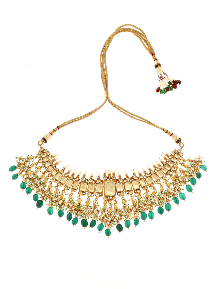 Minaki Aiza Bridal Kundan Set