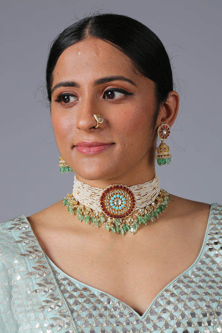 Minaki Florescent Kundan Choker Set