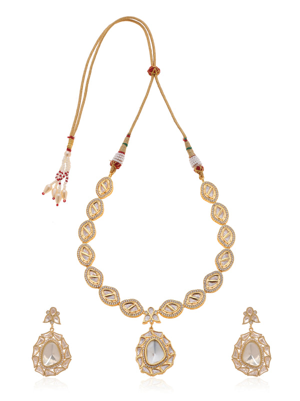 Minaki Abha Kundan Set