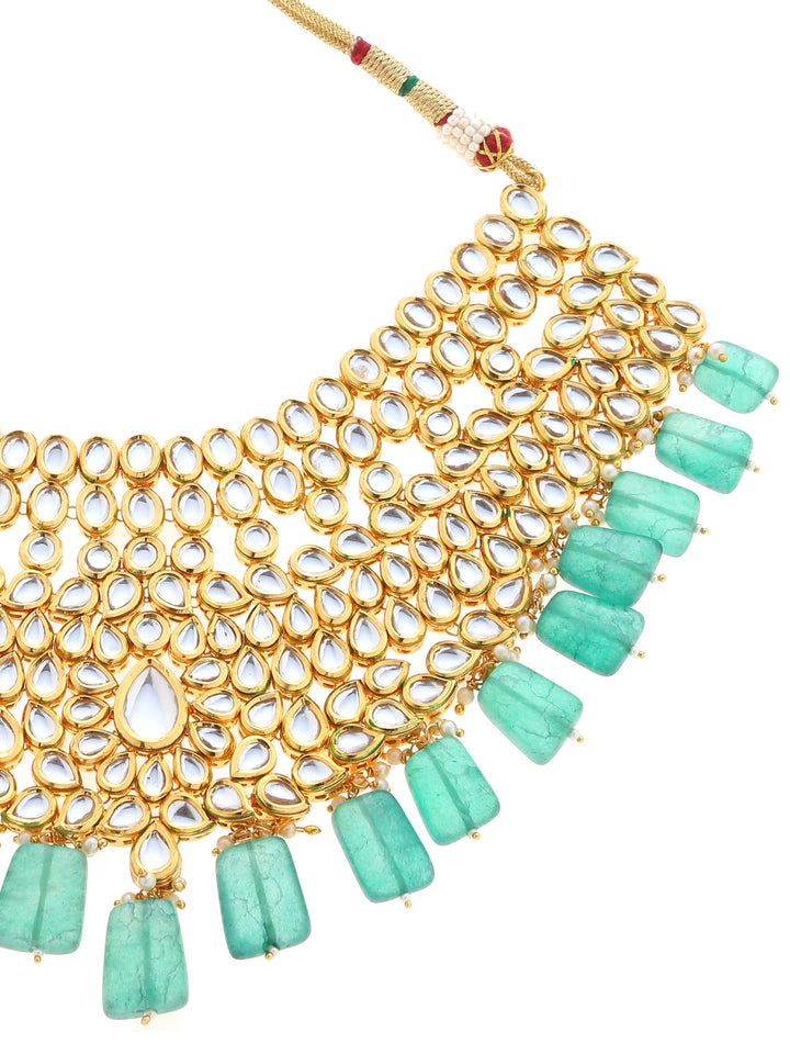 Minaki Zahira Kundan Set