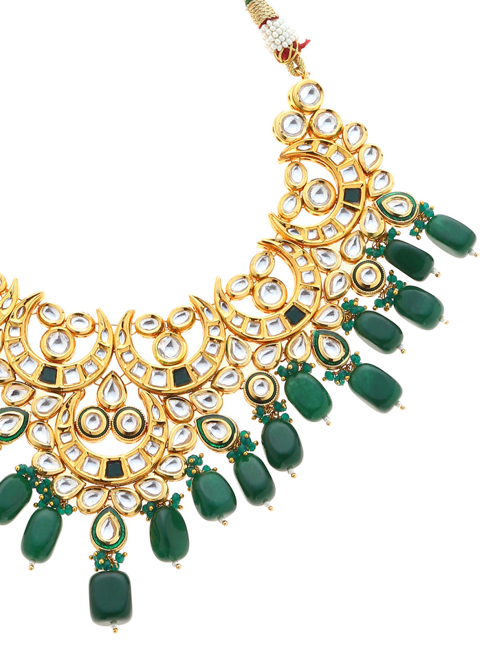 Minaki Farah Kundan Set