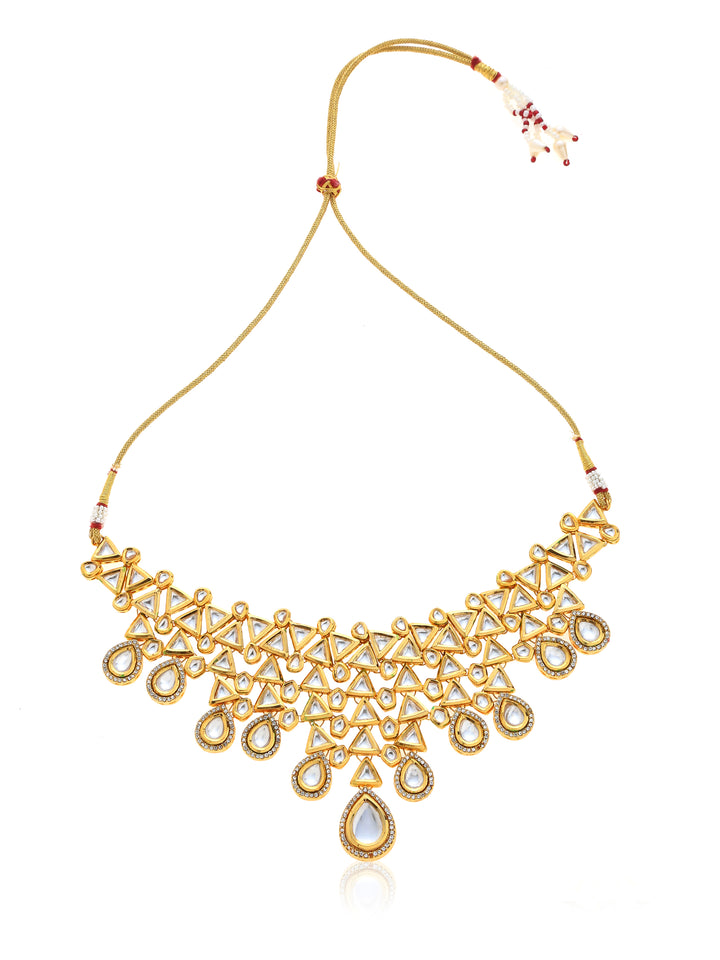 Minaki Faatina Kundan Set