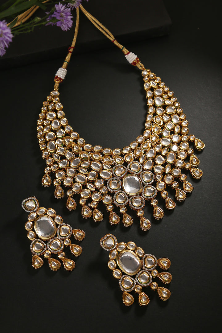 Minaki Gauhar Kundan Set