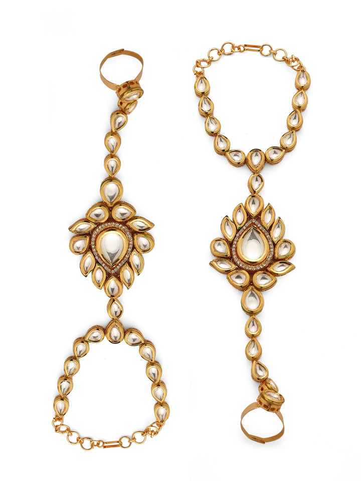 Minaki Aroosi Kundan Jewellery Set