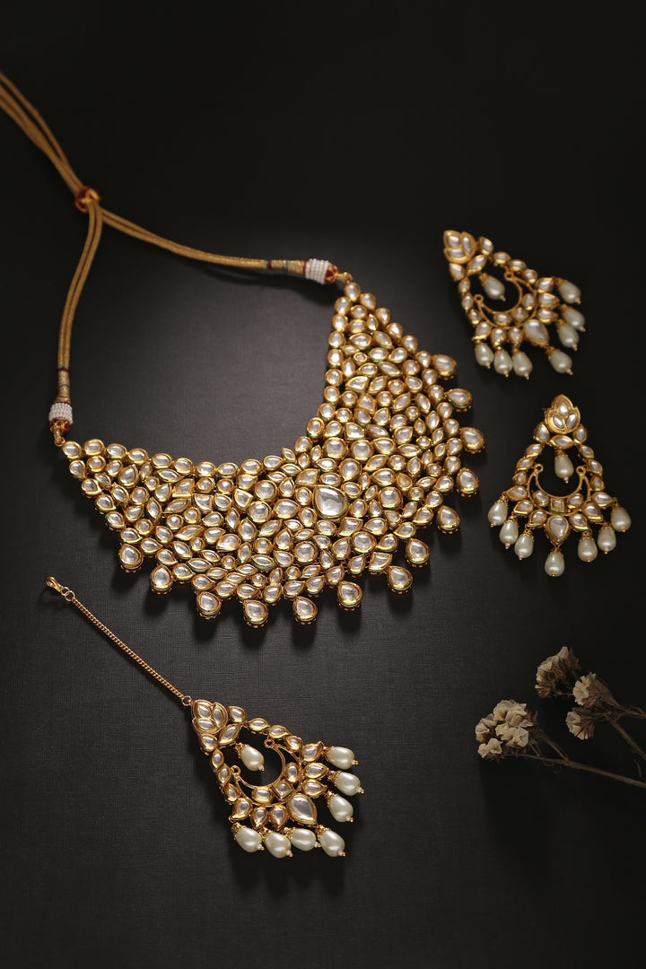 Minaki Pakeezah Kundan Set