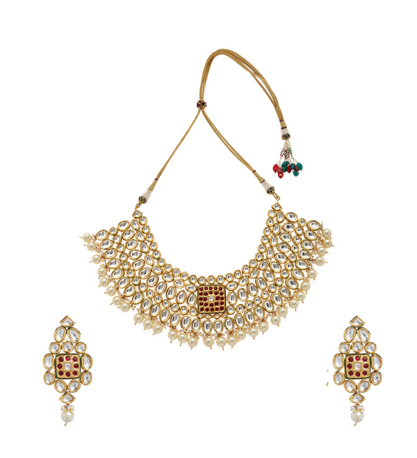 Minaki Neckline Kundan Set