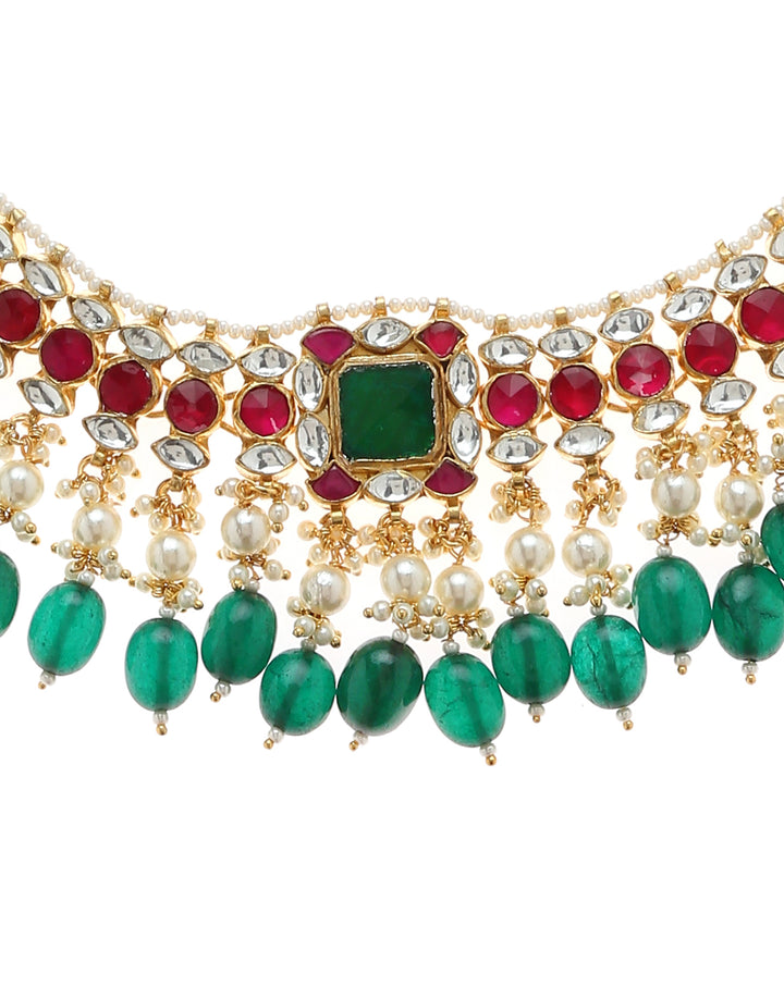 Minaki Azeez Kundan Choker Set