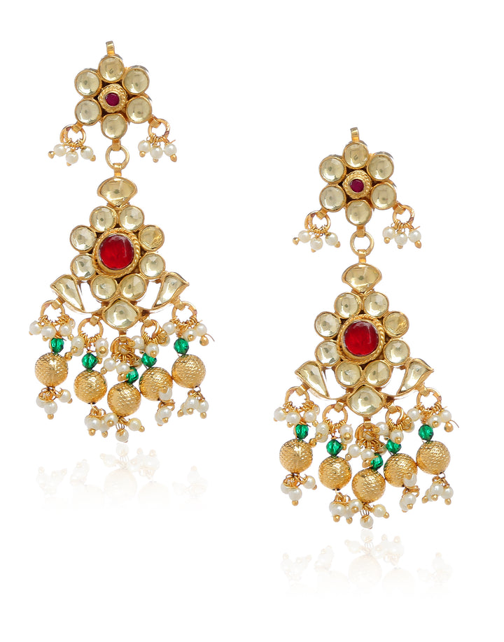 Minaki Harmony Kundan Set