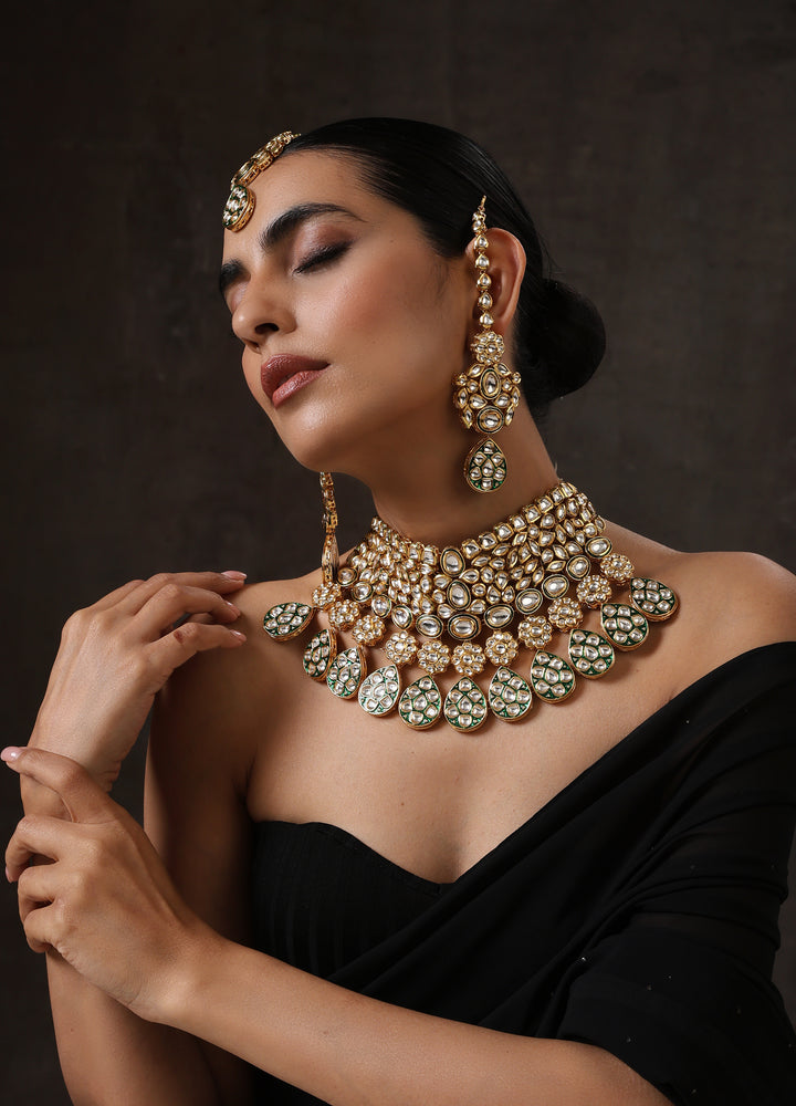 Minaki Meneka Bridal Kundan Set