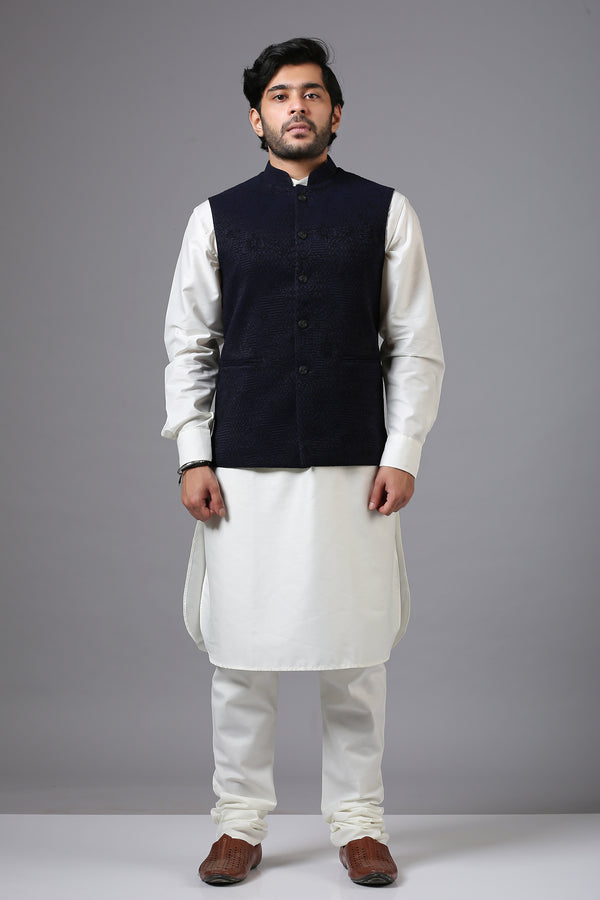 Rich Contemporary printed Bundi with Stylised Buttons