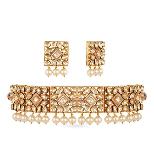 Minaki Adara Kundan Set