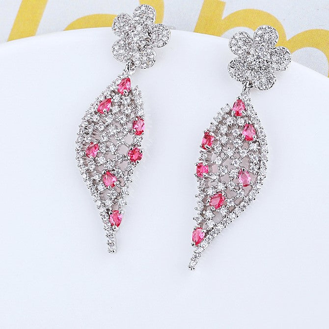 Minaki Floral Earrings
