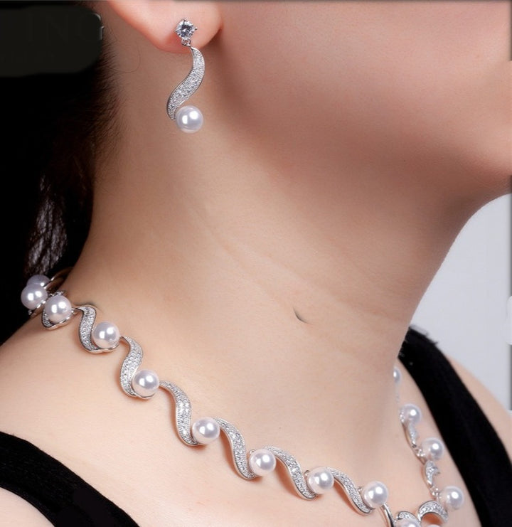 Minaki Pearl Zircon Necklace Set