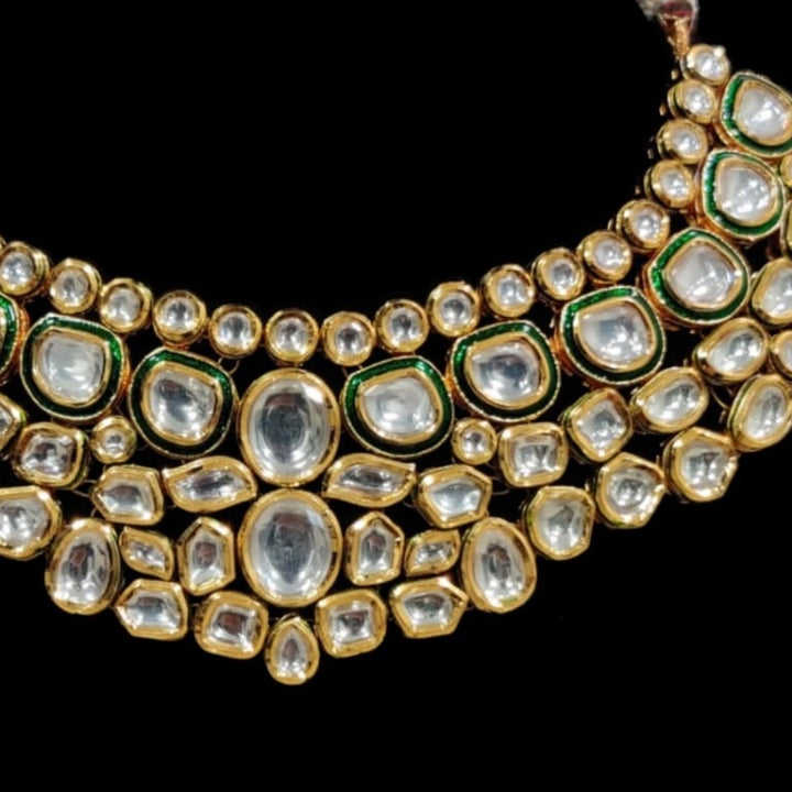 Minaki Kundan Choker Set