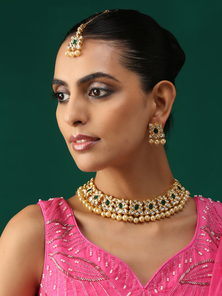 Minaki Akula Kundan Set