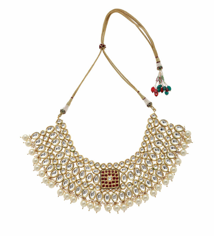 Minaki Neckline Kundan Set