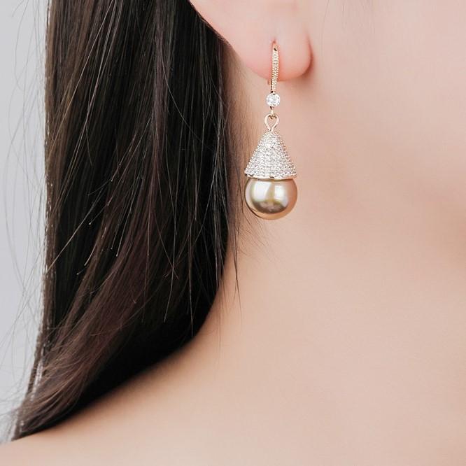 Minaki Pearl Drop Earrings