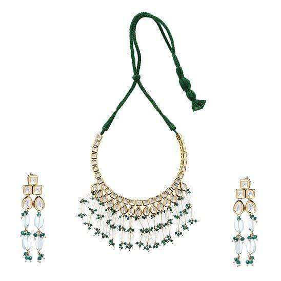 Minaki Kundan Choker Set With Green Fluorite